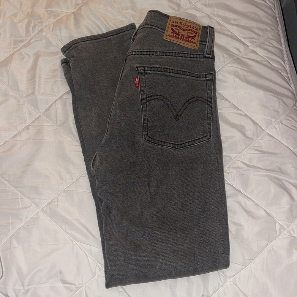 Light grey levi wedgie straight jeans